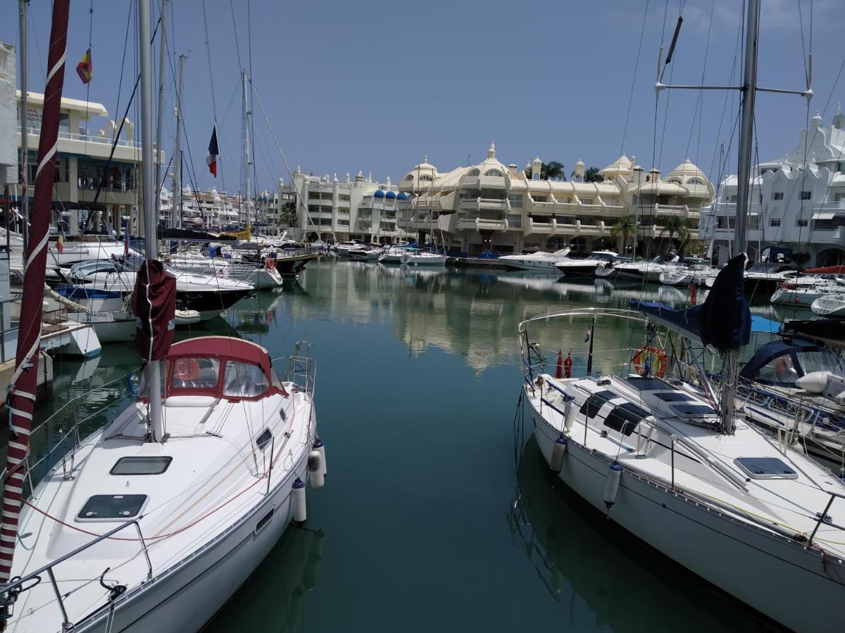 Apartment In Puerto Marina With Beautiful Views Of The Sea And The Boats Benalmádena Eksteriør billede