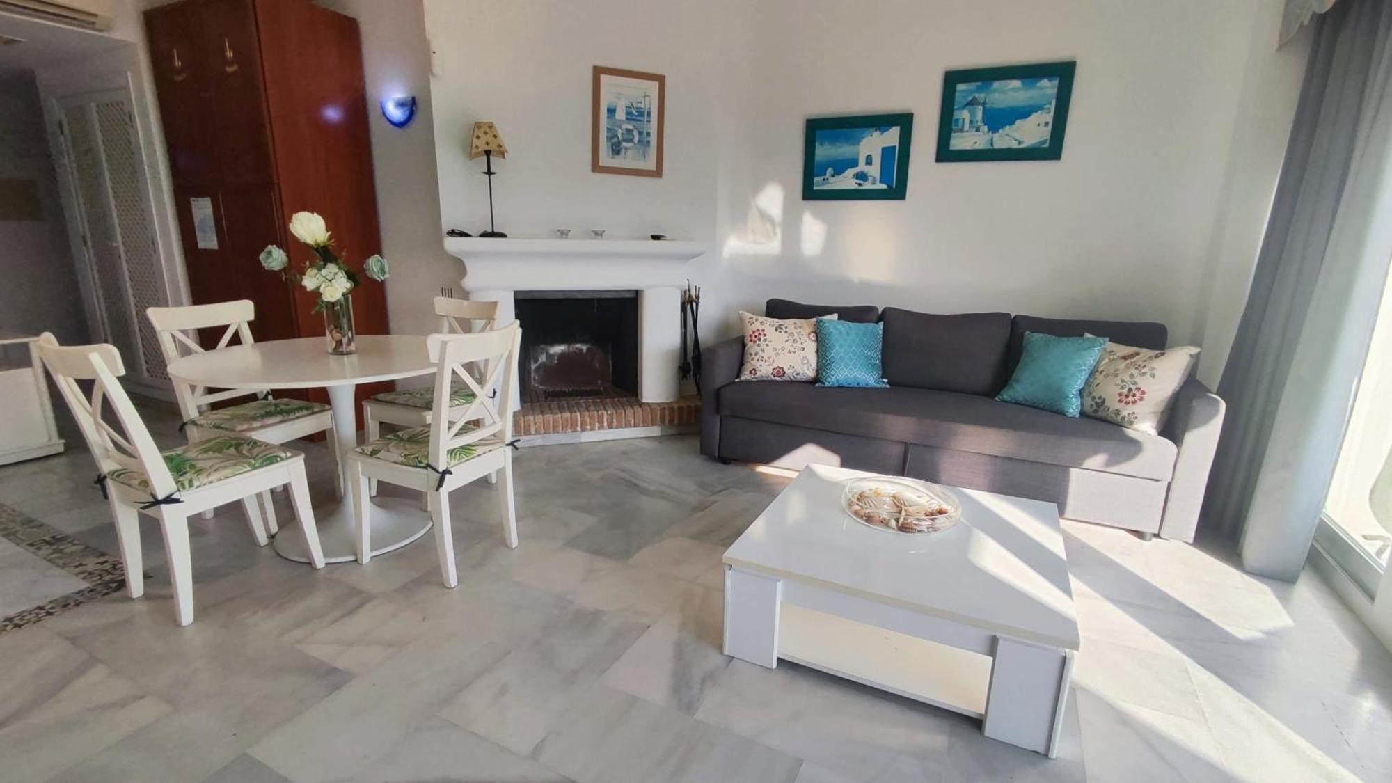 Apartment In Puerto Marina With Beautiful Views Of The Sea And The Boats Benalmádena Eksteriør billede